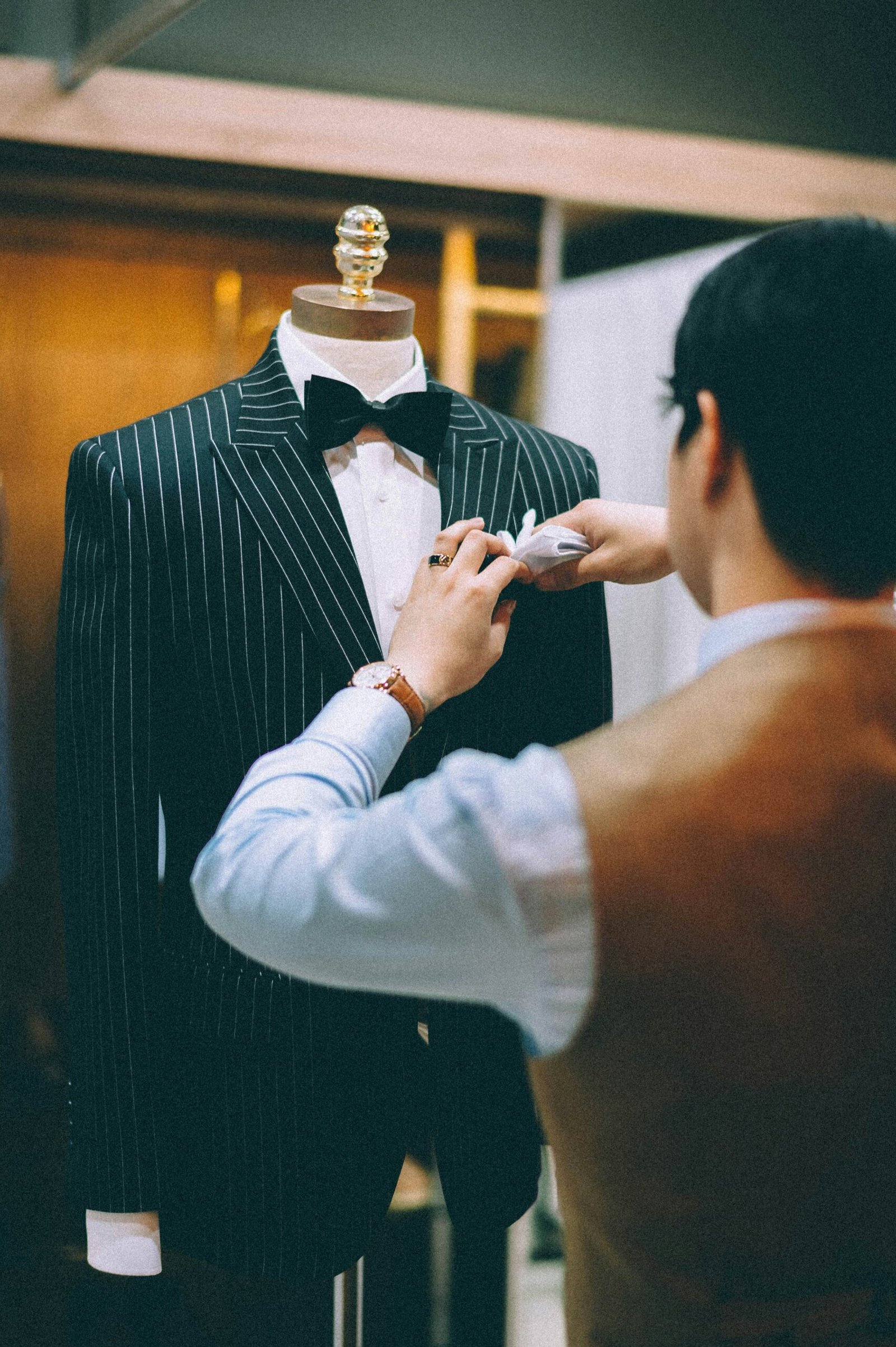 measuring tailor for suit